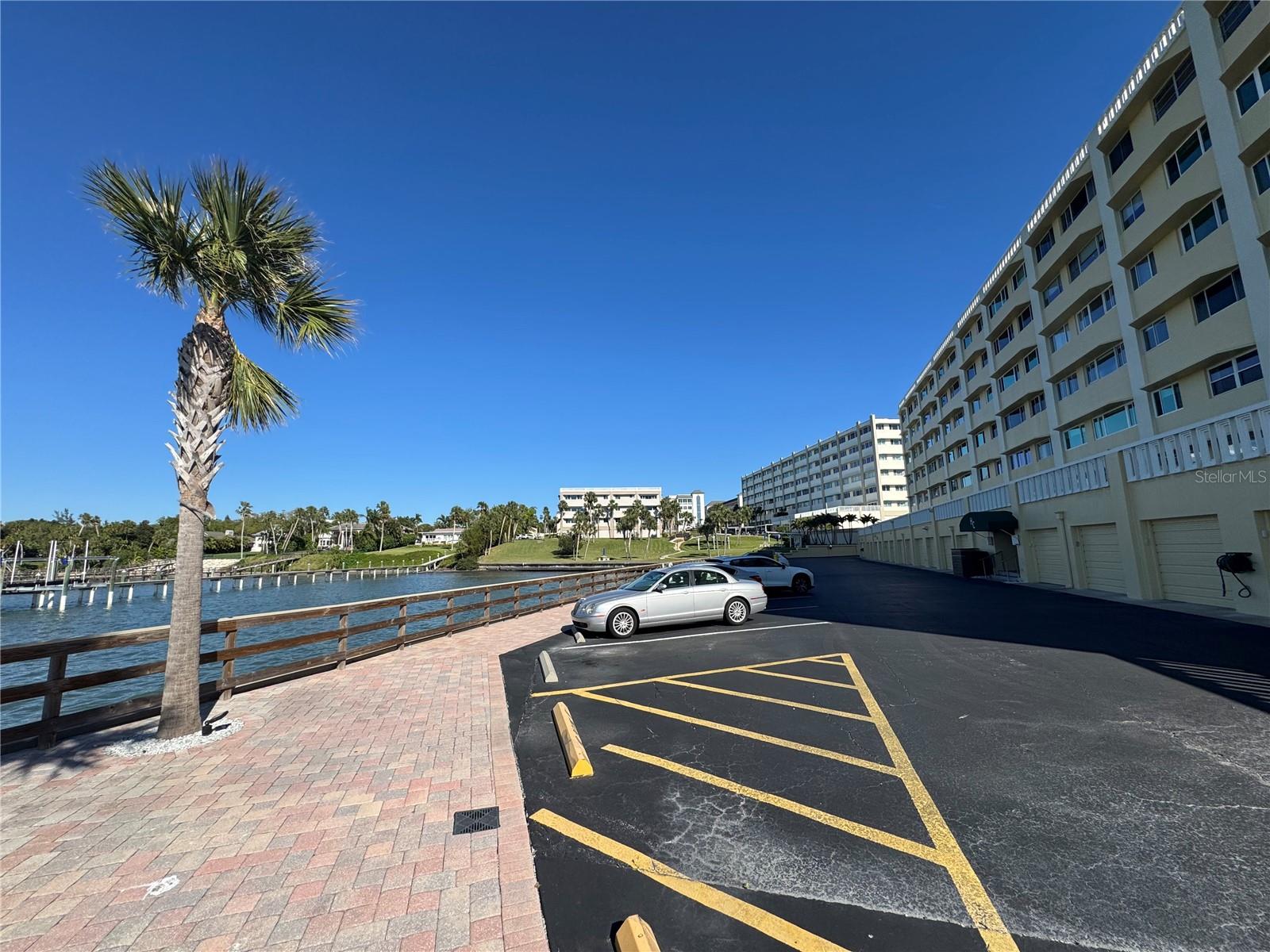 100 BLUFF VIEW DR #502C, BELLEAIR BLUFFS, FL, 33770