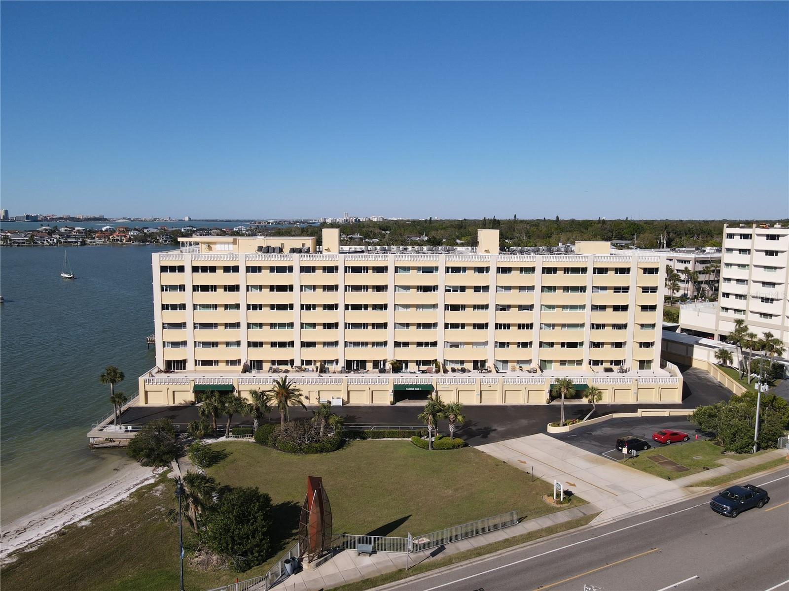 100 BLUFF VIEW DR #502C, BELLEAIR BLUFFS, FL, 33770