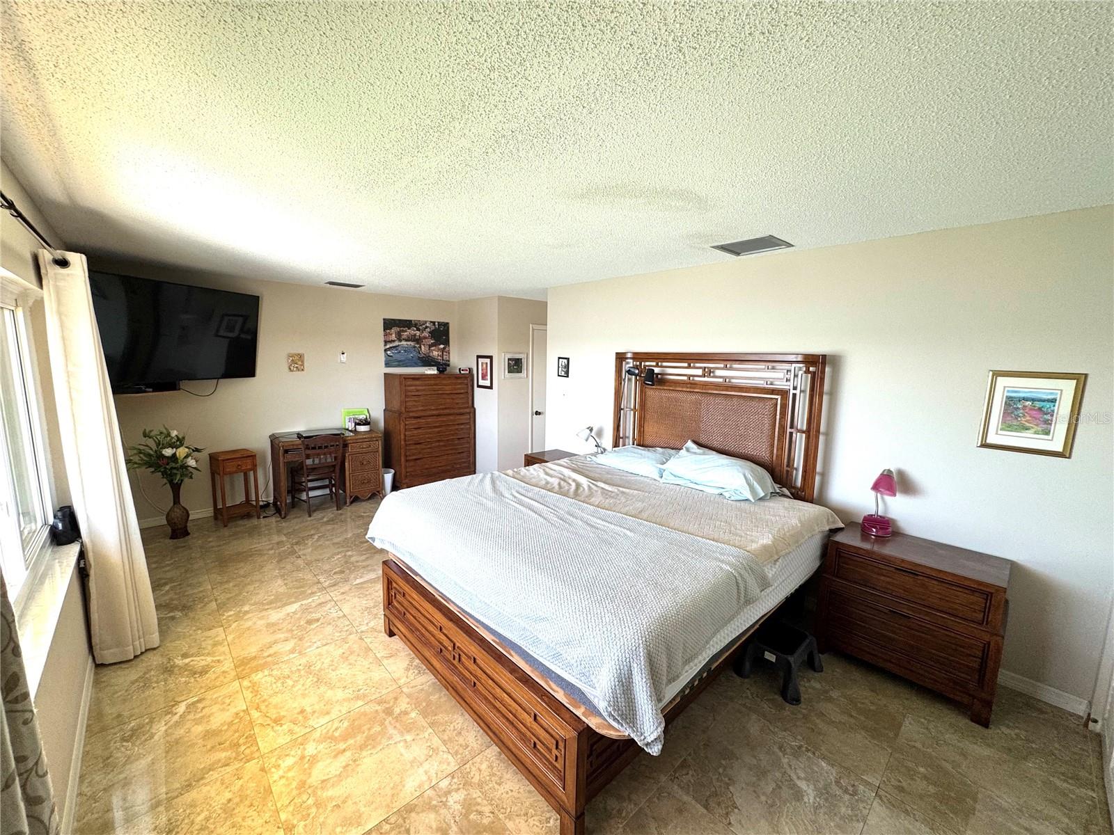 100 BLUFF VIEW DR #502C, BELLEAIR BLUFFS, FL, 33770