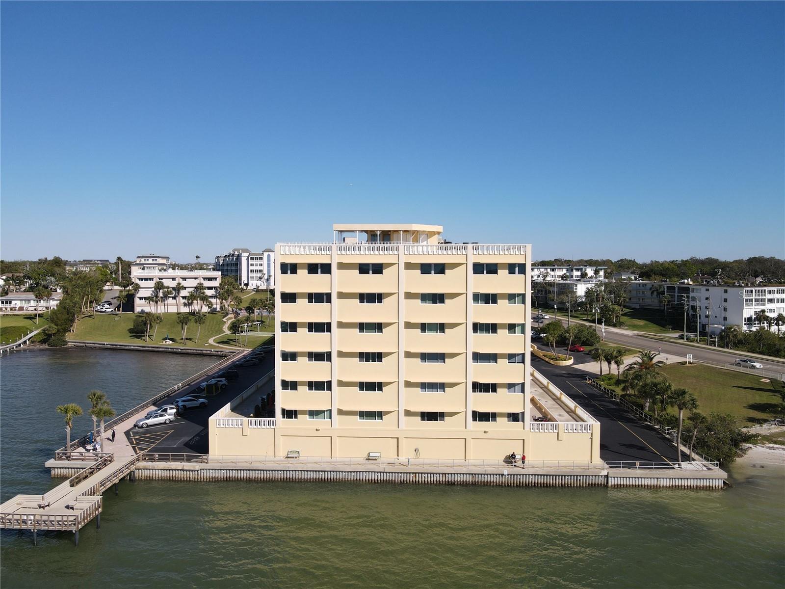 100 BLUFF VIEW DR #502C, BELLEAIR BLUFFS, FL, 33770