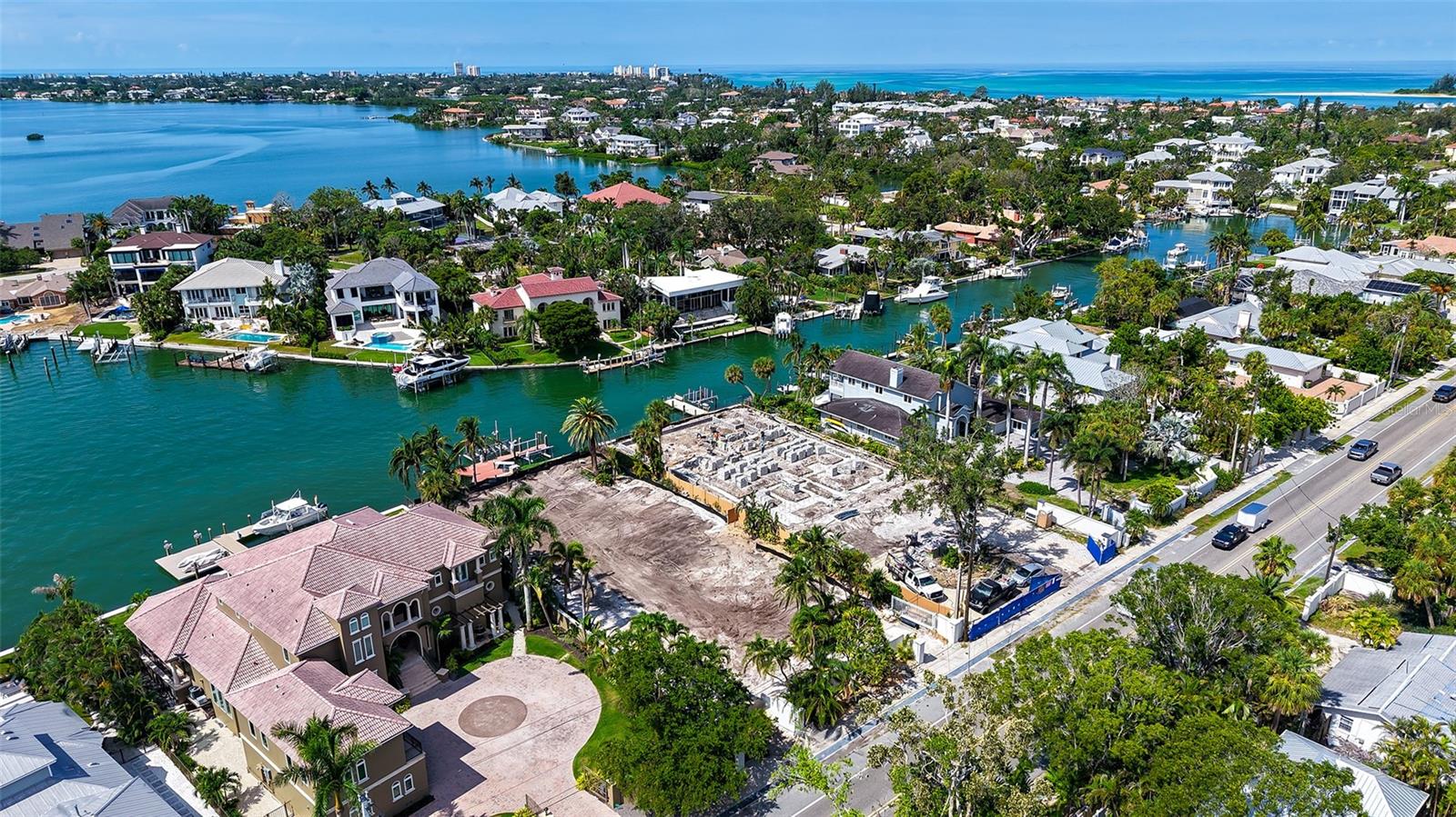 762 SIESTA DR, SARASOTA, FL, 34242