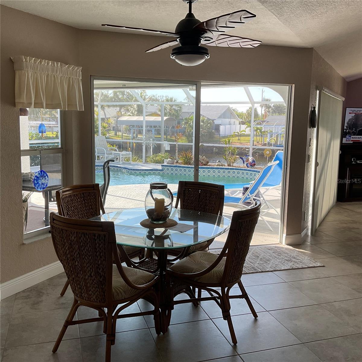 18345 HOTTELET CIR, PORT CHARLOTTE, FL, 33948