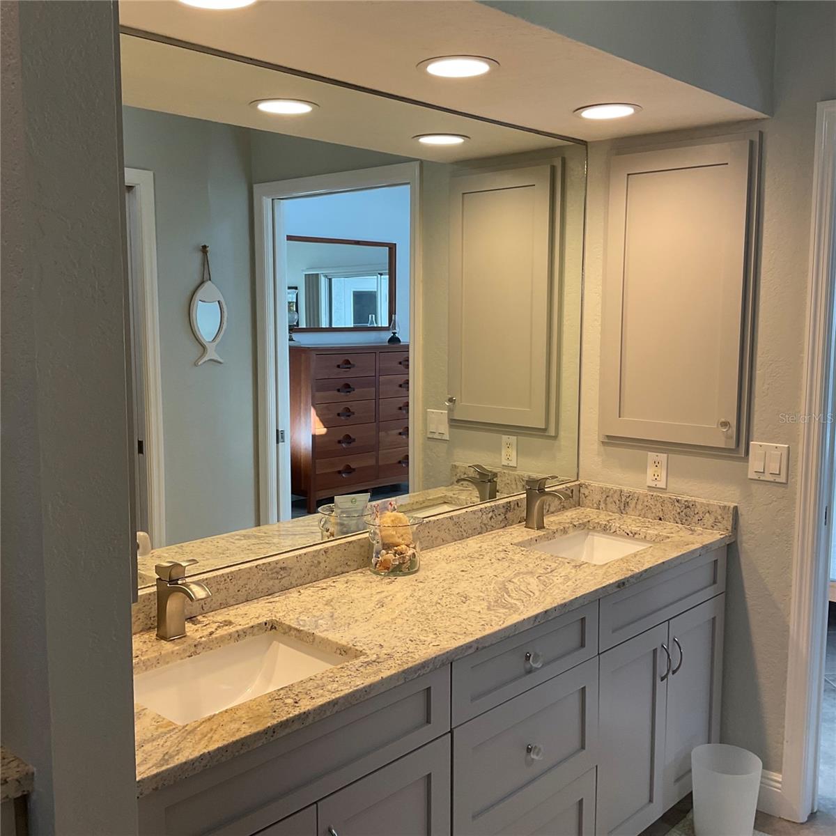 18345 HOTTELET CIR, PORT CHARLOTTE, FL, 33948