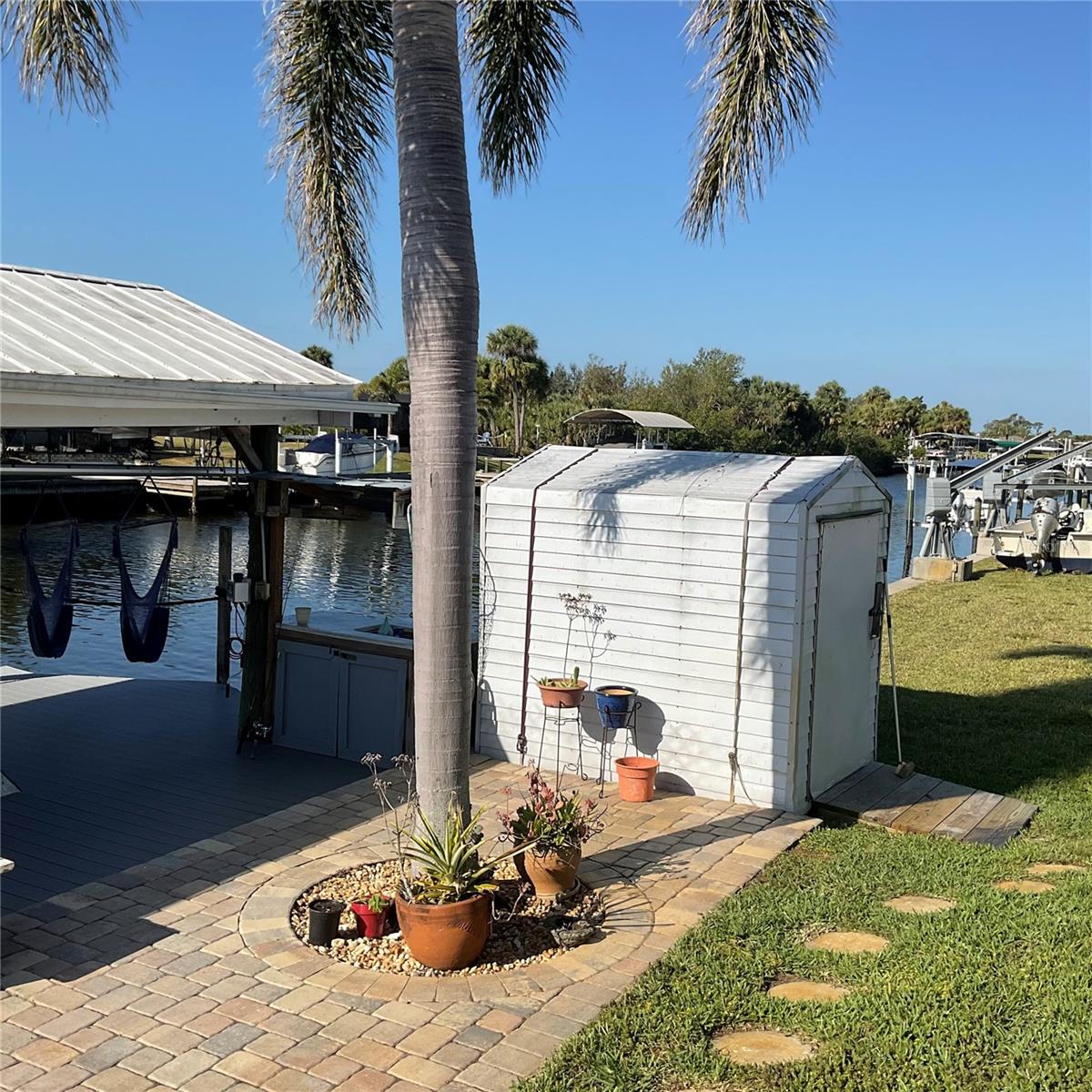 18345 HOTTELET CIR, PORT CHARLOTTE, FL, 33948