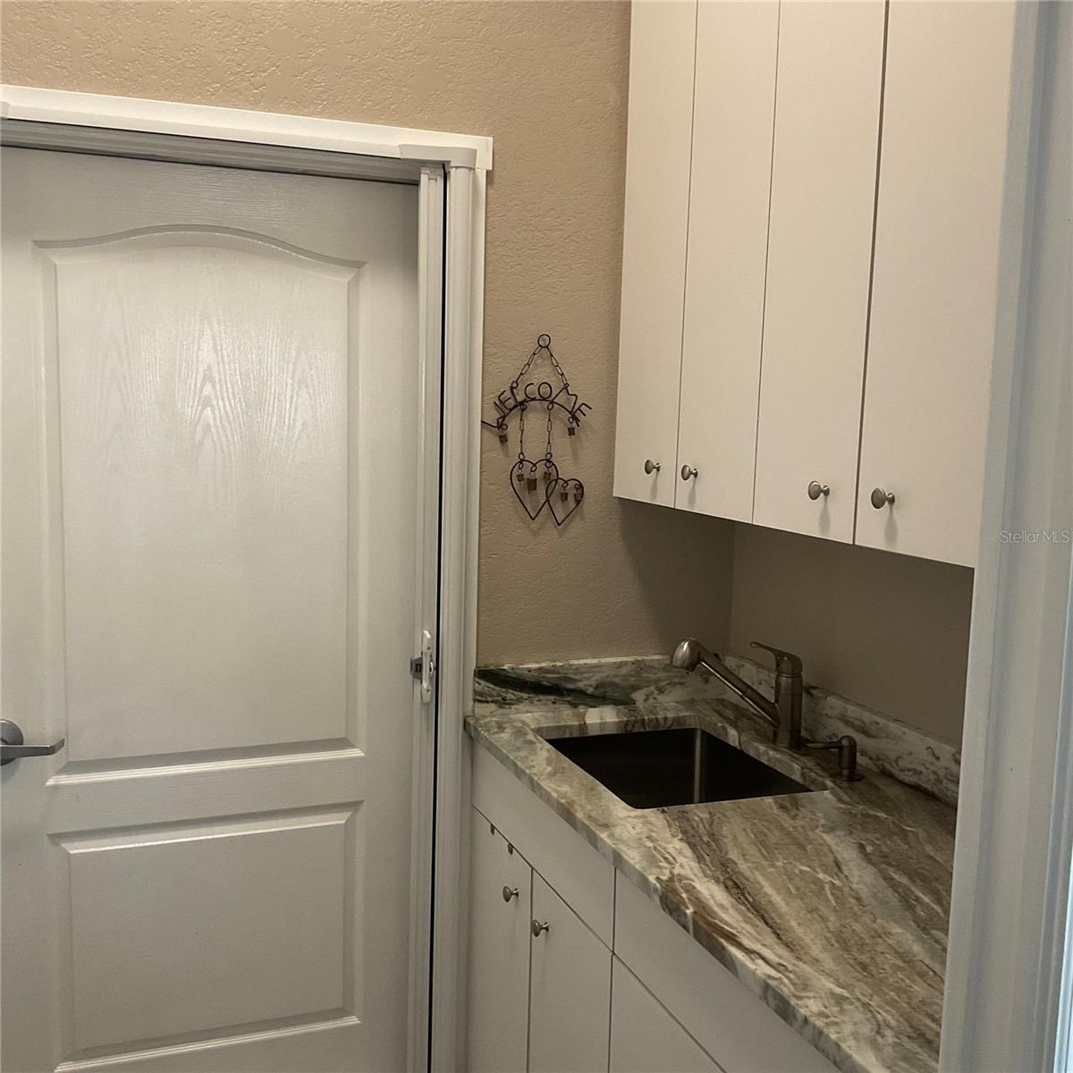 18345 HOTTELET CIR, PORT CHARLOTTE, FL, 33948