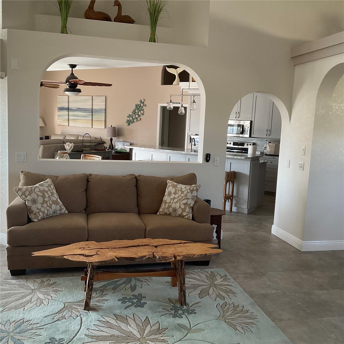 18345 HOTTELET CIR, PORT CHARLOTTE, FL, 33948