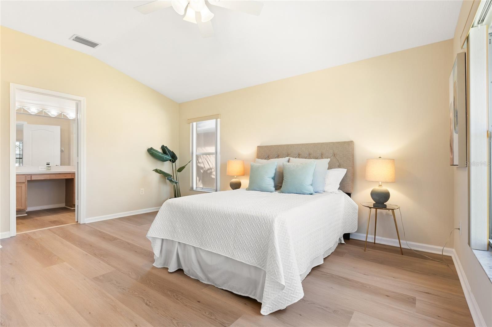 5105 GATO DEL SOL CIR, WESLEY CHAPEL, FL, 33544
