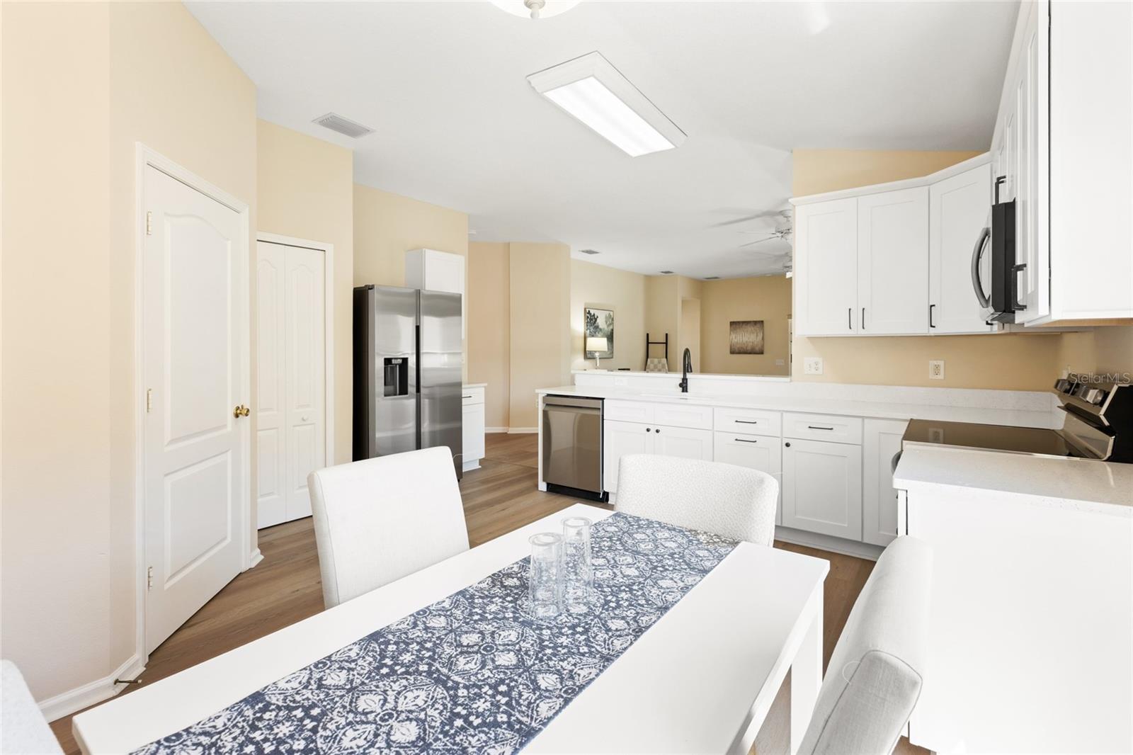 5105 GATO DEL SOL CIR, WESLEY CHAPEL, FL, 33544
