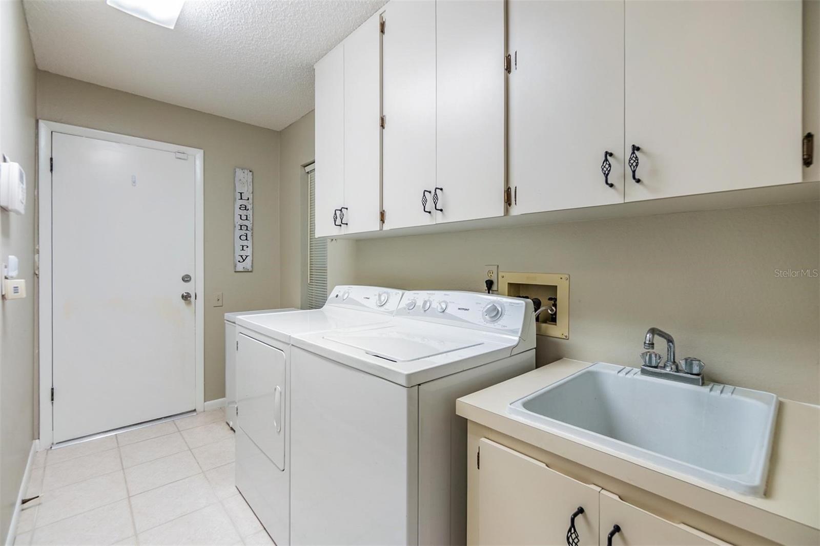 9909 LOPEZ DR, NEW PORT RICHEY, FL, 34655