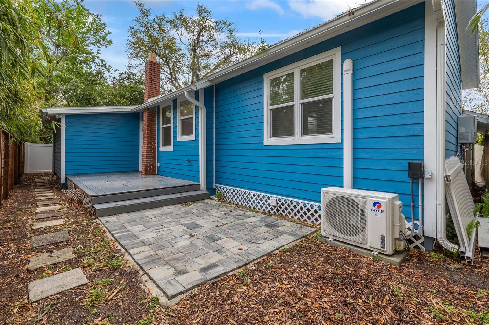 205 MARY AVE, NEW SMYRNA BEACH, FL, 32168