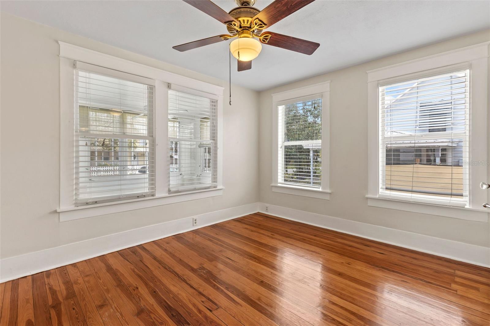 205 MARY AVE, NEW SMYRNA BEACH, FL, 32168