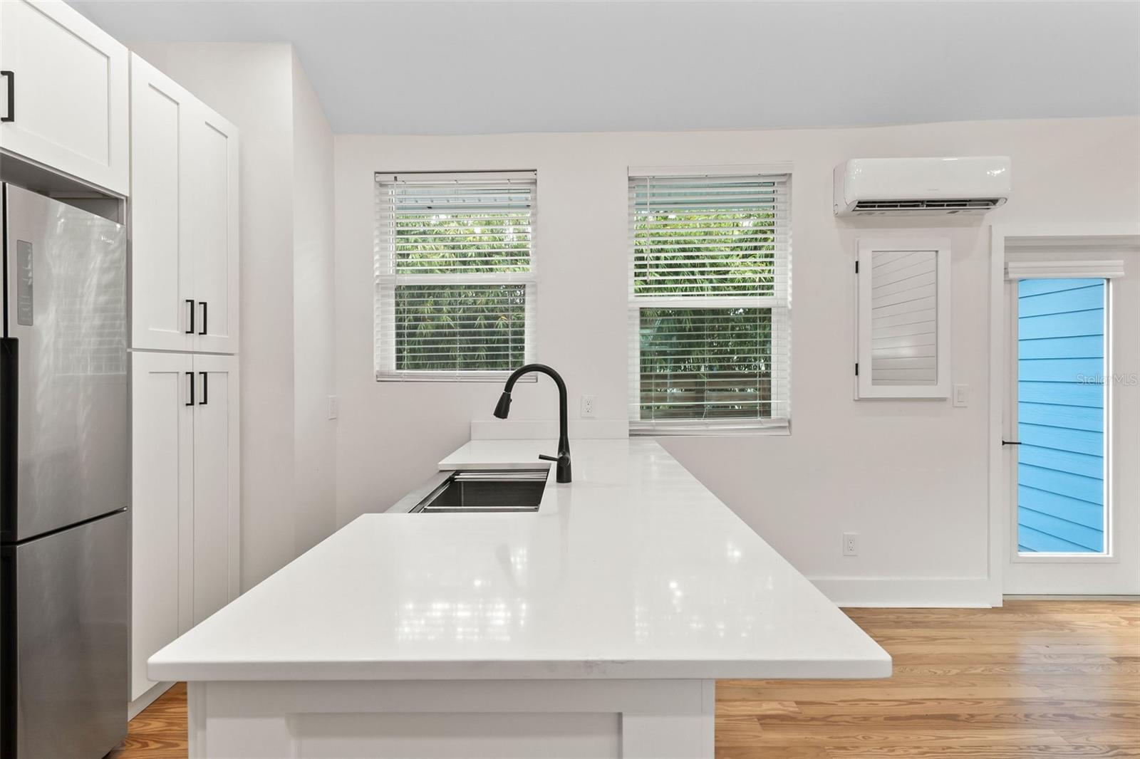 205 MARY AVE, NEW SMYRNA BEACH, FL, 32168