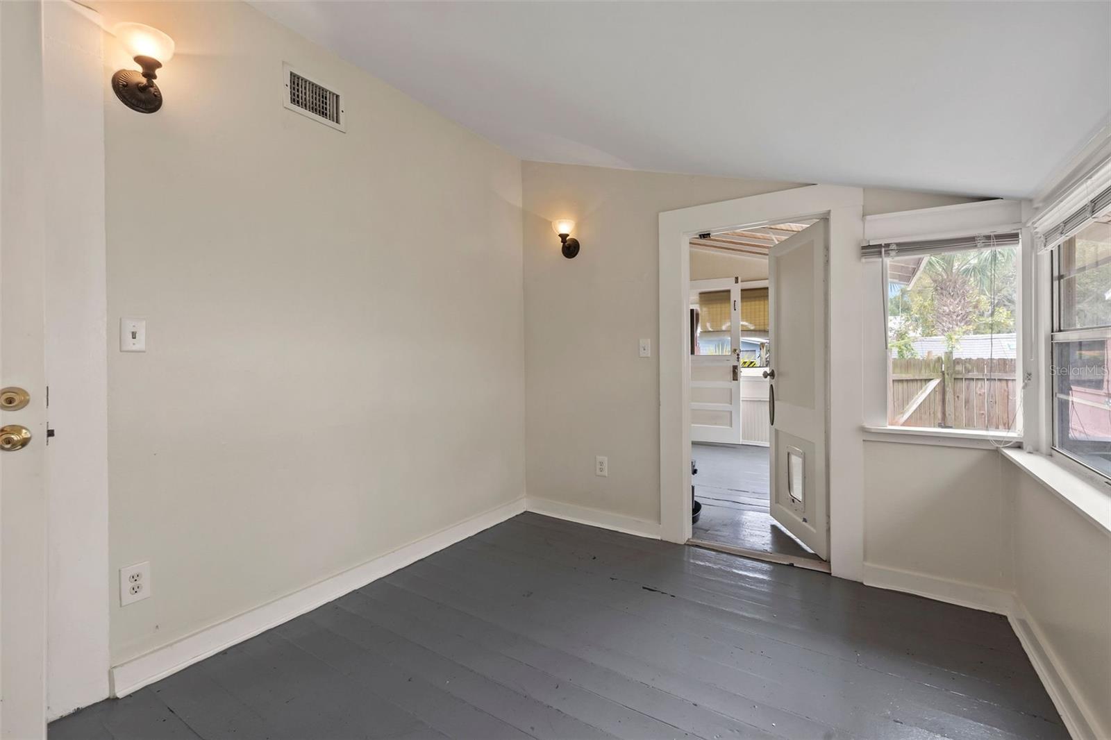 205 MARY AVE, NEW SMYRNA BEACH, FL, 32168