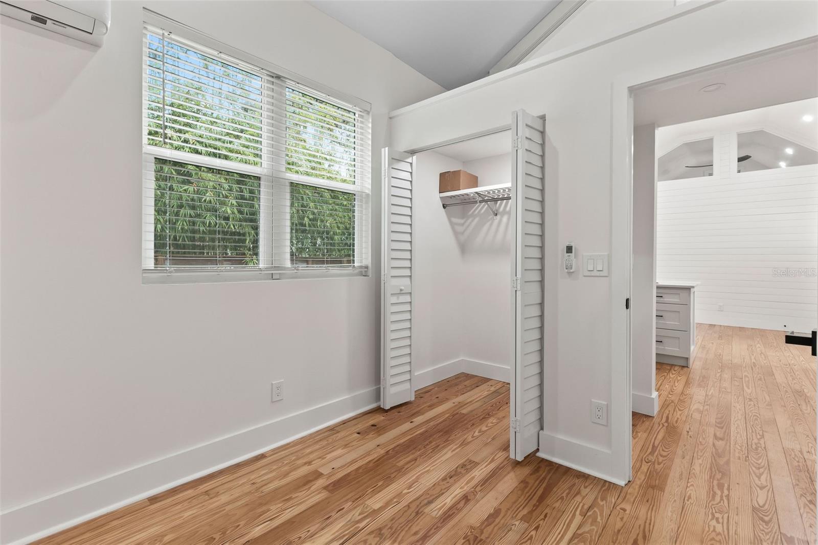 205 MARY AVE, NEW SMYRNA BEACH, FL, 32168