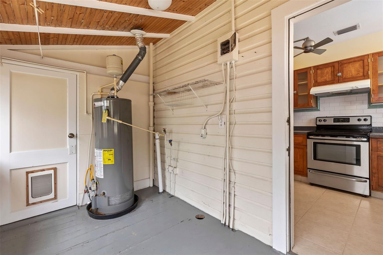 205 MARY AVE, NEW SMYRNA BEACH, FL, 32168