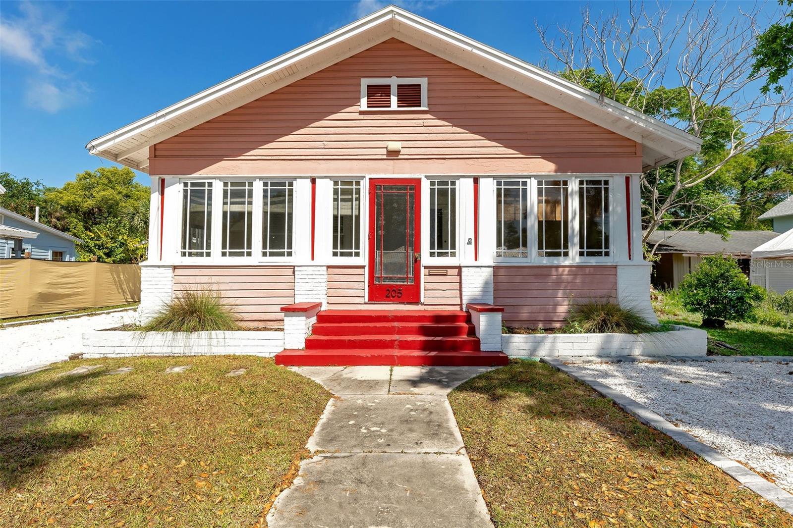 205 MARY AVE, NEW SMYRNA BEACH, FL, 32168