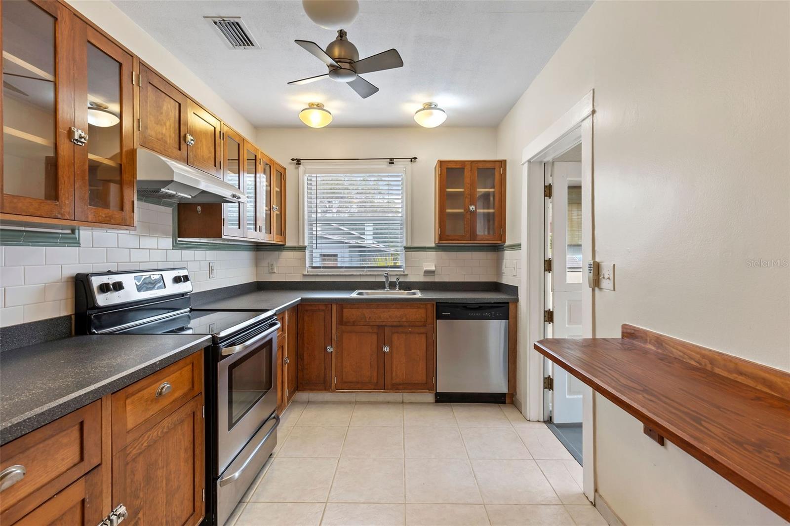 205 MARY AVE, NEW SMYRNA BEACH, FL, 32168