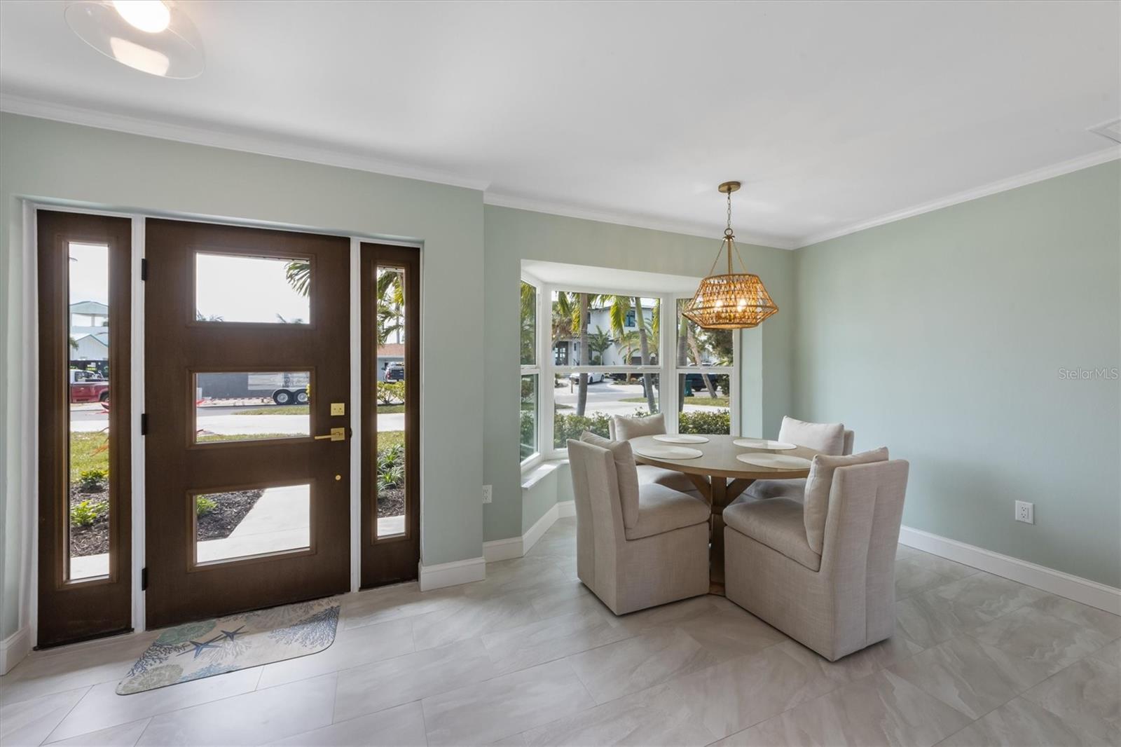611 DUNDEE LN, HOLMES BEACH, FL, 34217