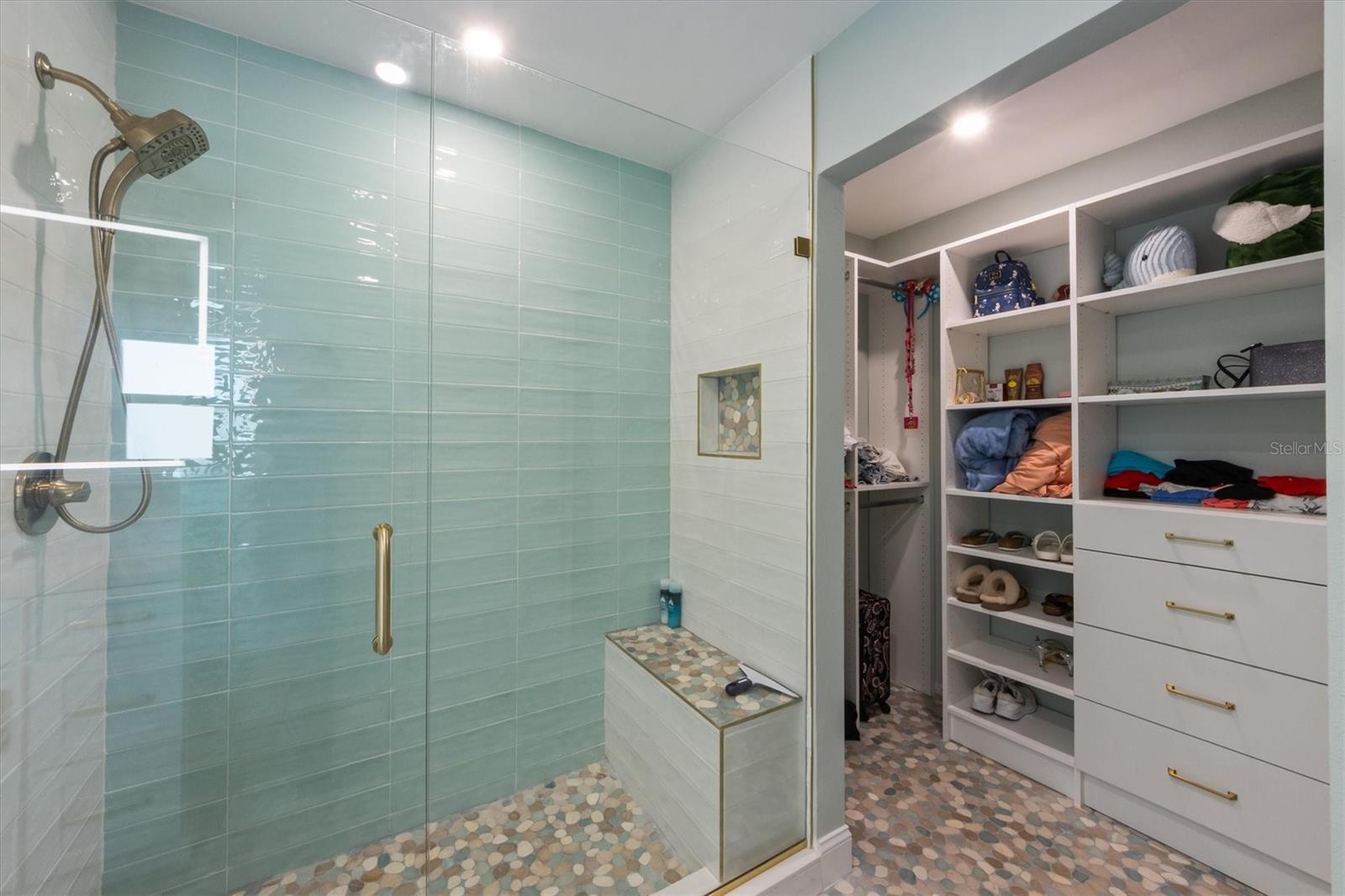 611 DUNDEE LN, HOLMES BEACH, FL, 34217