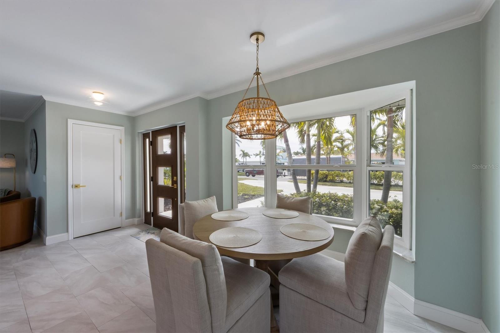 611 DUNDEE LN, HOLMES BEACH, FL, 34217