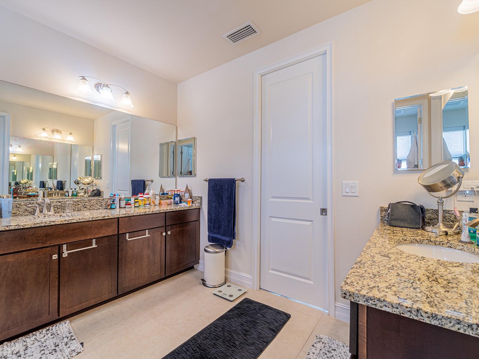 28923 LUCERO LN, WESLEY CHAPEL, FL, 33543