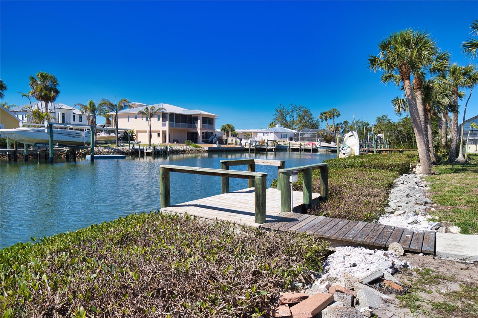 741 W PERRY ST, ENGLEWOOD, FL, 34223