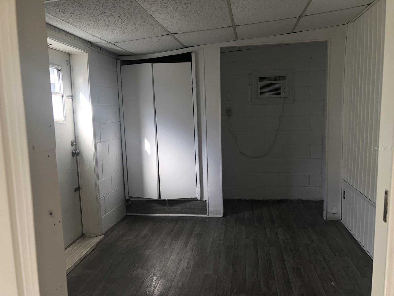 2051 ORANGE DR, HOLIDAY, FL, 34691