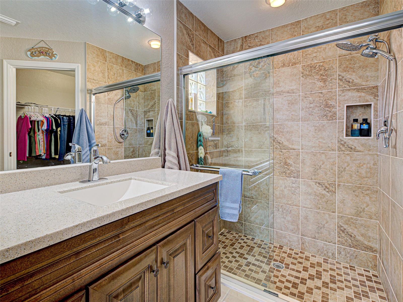589 ROSE APPLE CIRCLE, PORT CHARLOTTE, FL, 33954