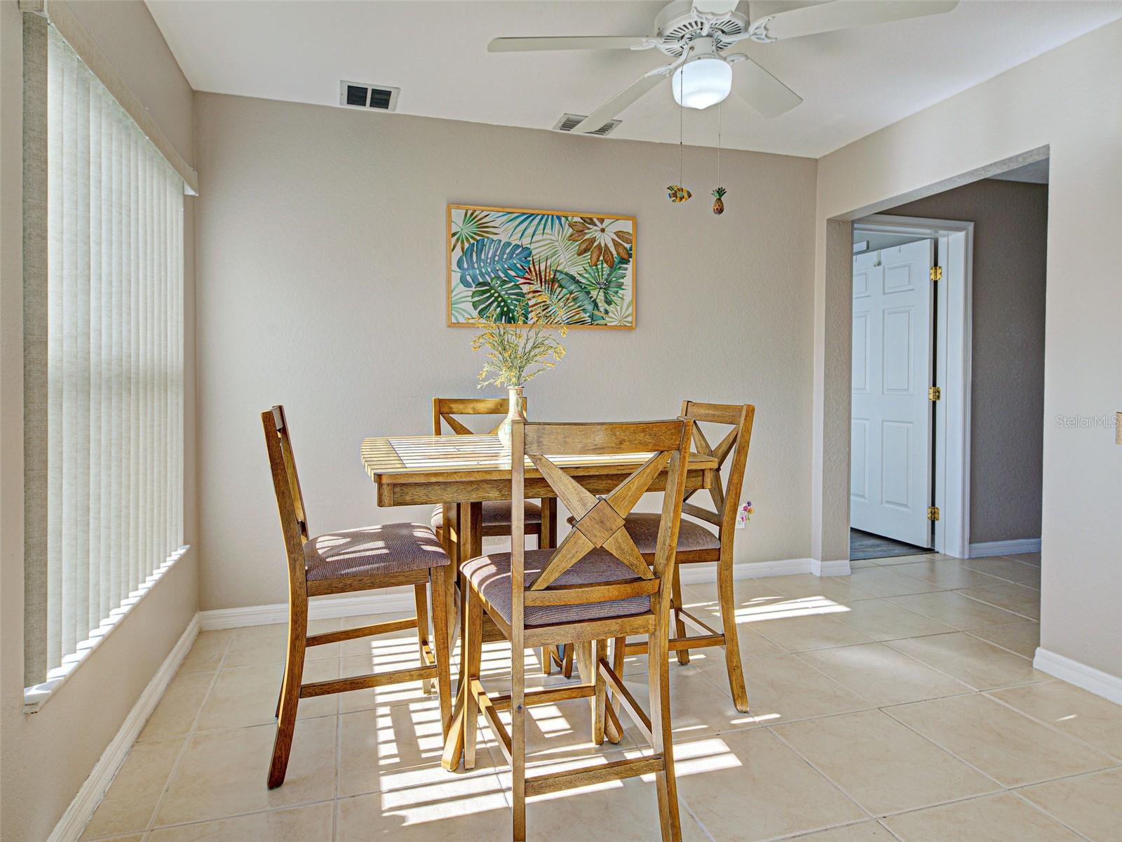 589 ROSE APPLE CIRCLE, PORT CHARLOTTE, FL, 33954