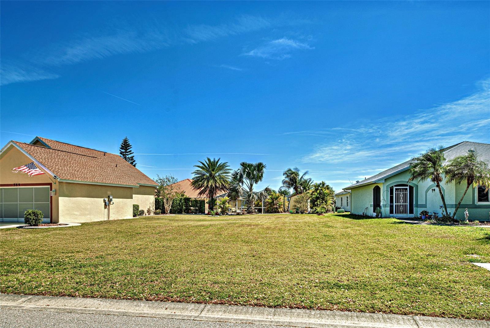 589 ROSE APPLE CIRCLE, PORT CHARLOTTE, FL, 33954