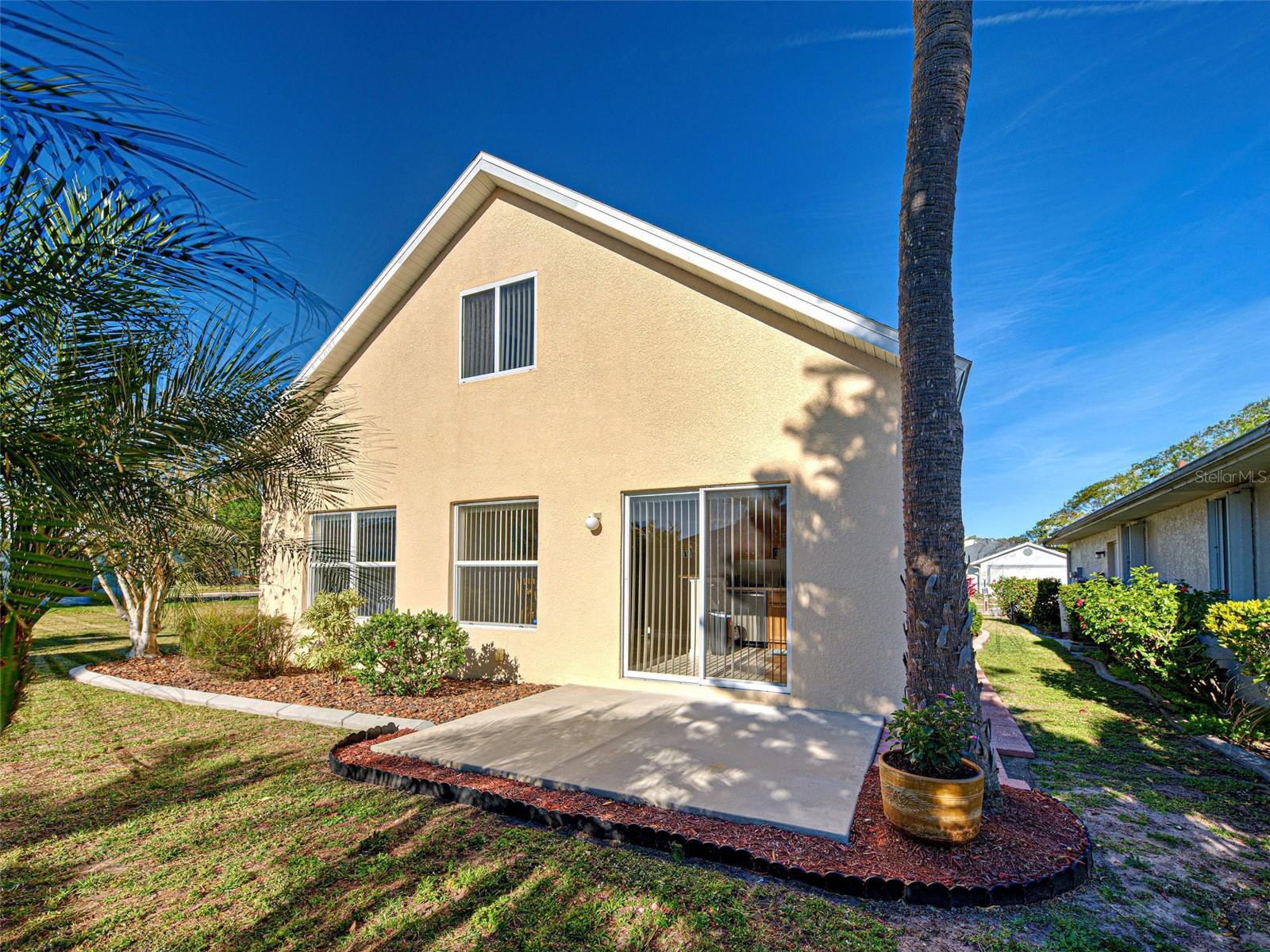 589 ROSE APPLE CIRCLE, PORT CHARLOTTE, FL, 33954
