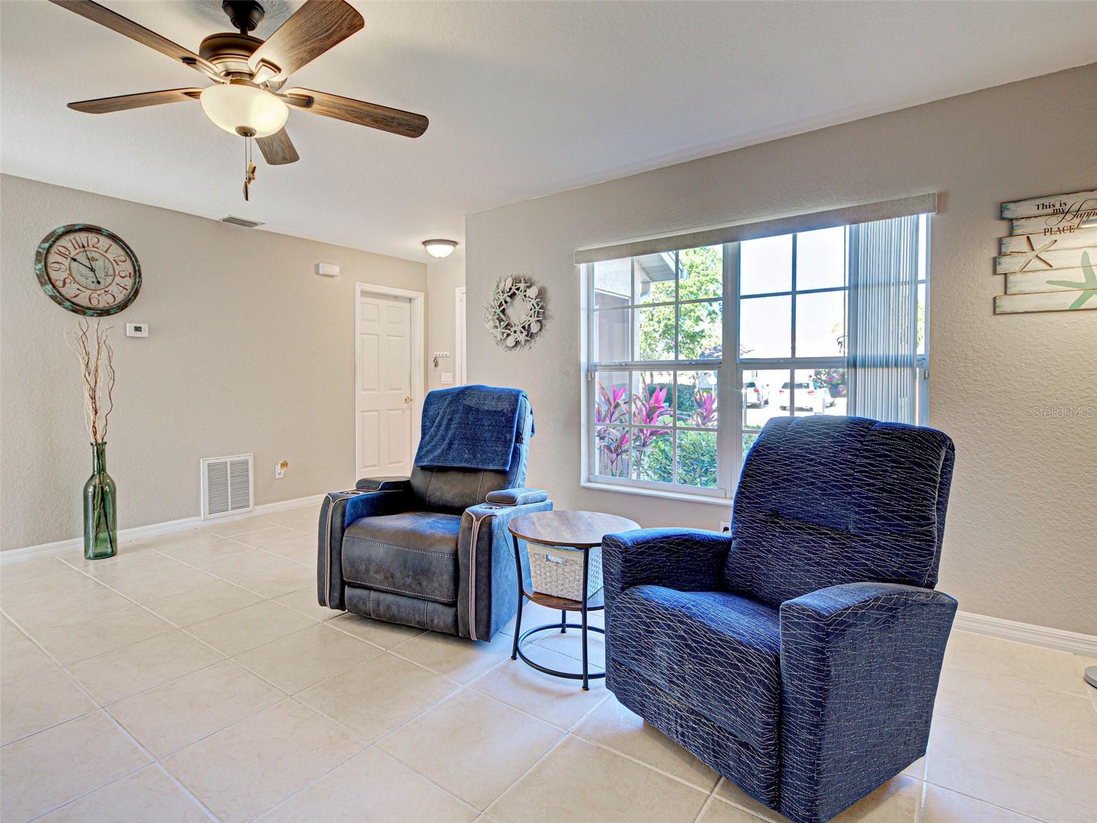 589 ROSE APPLE CIRCLE, PORT CHARLOTTE, FL, 33954