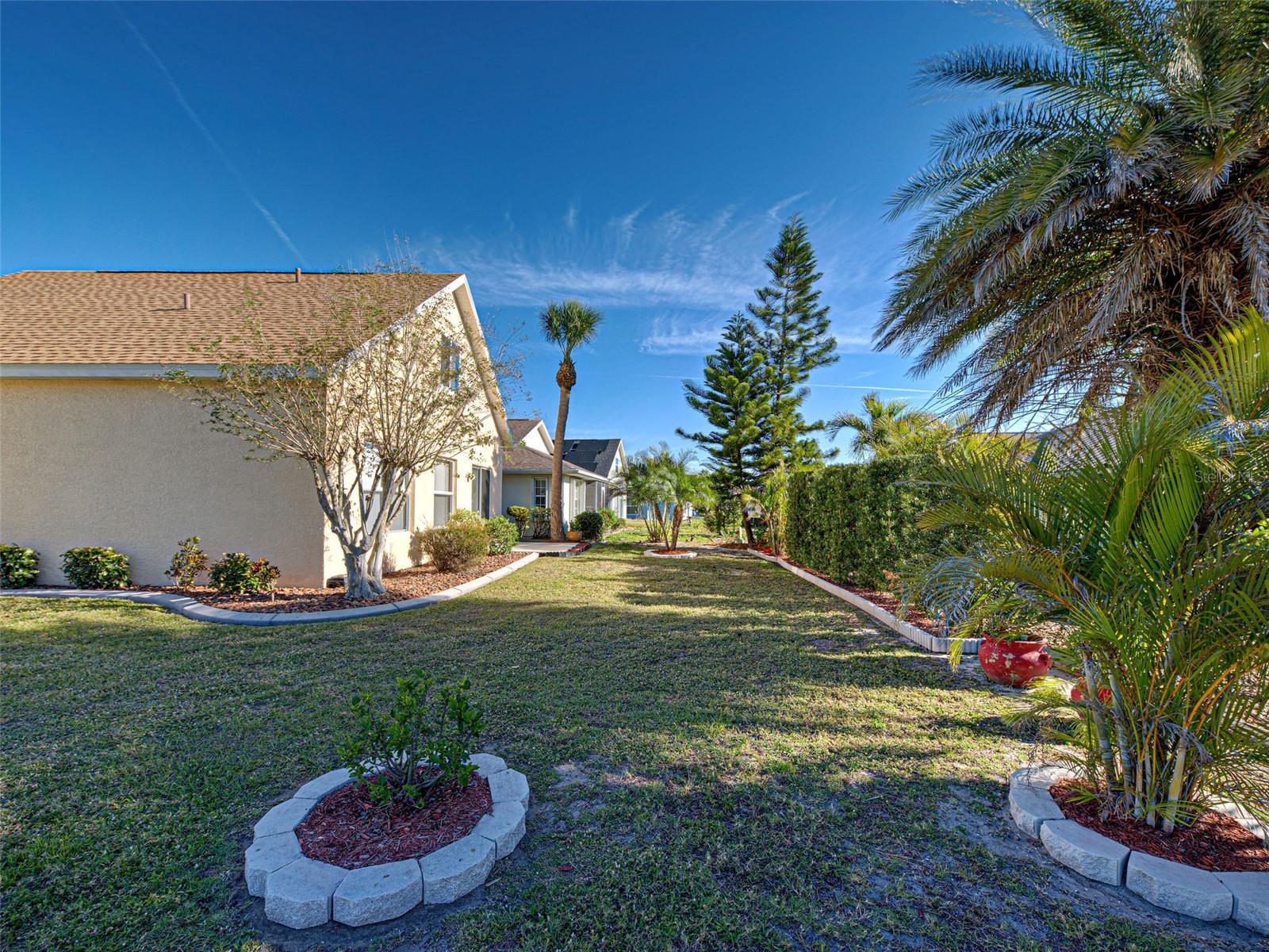 589 ROSE APPLE CIRCLE, PORT CHARLOTTE, FL, 33954