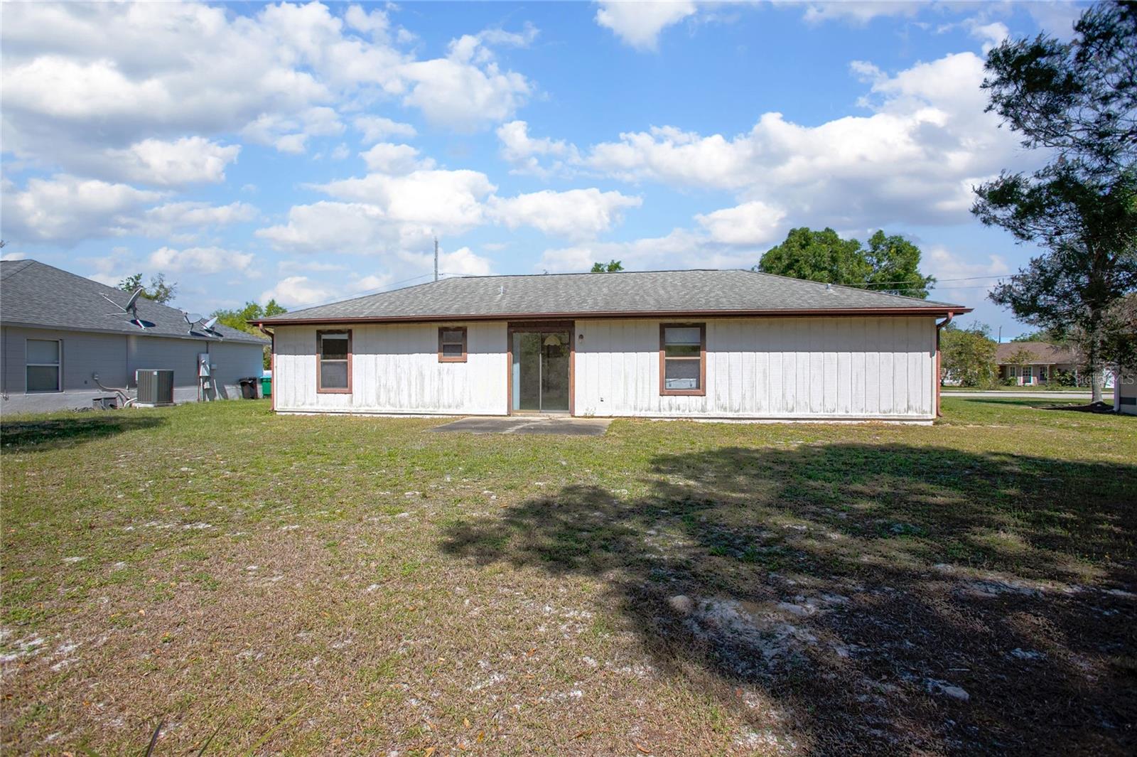 2017 MONTEREY DR, DELTONA, FL, 32738