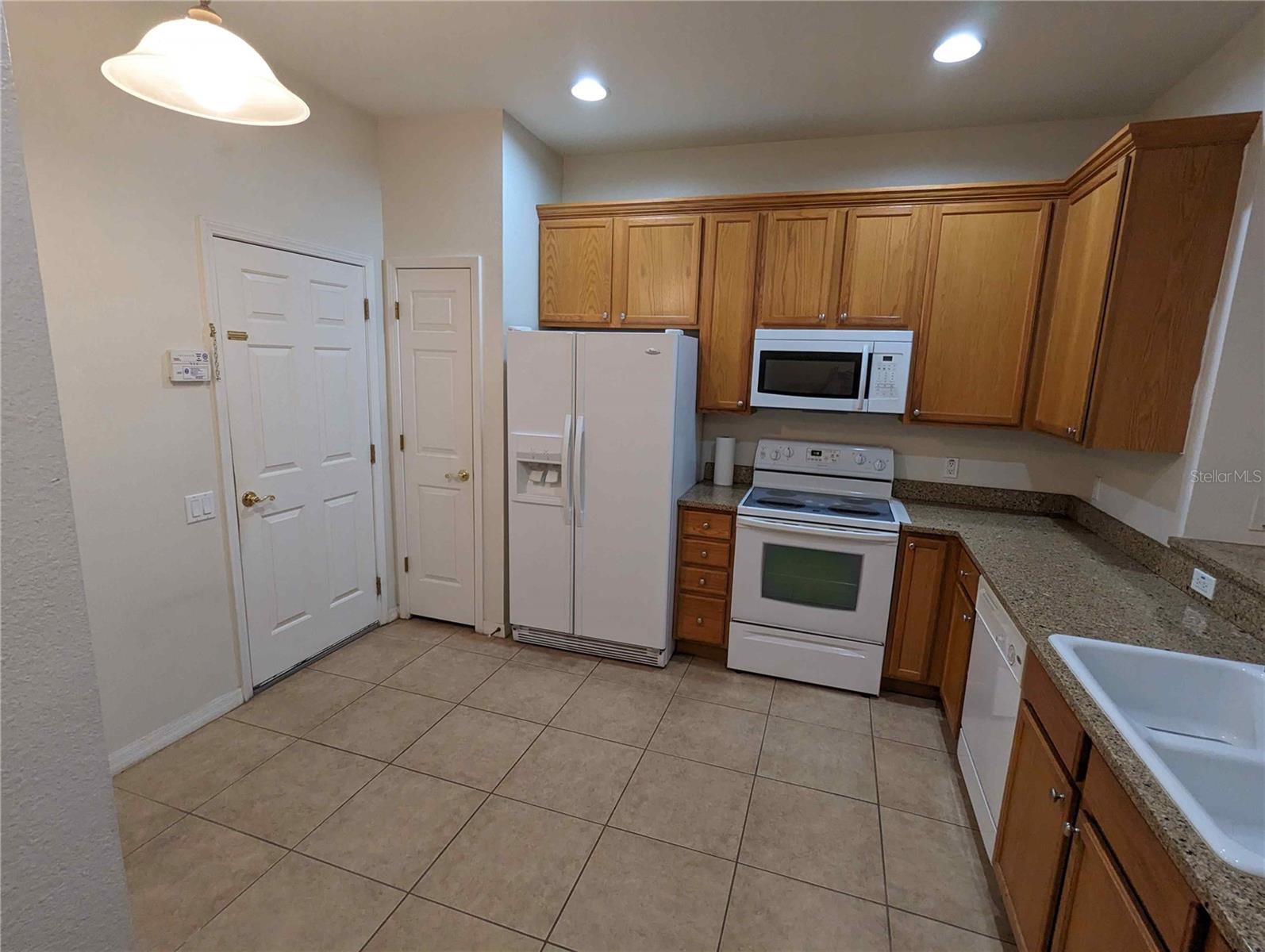 8272 66TH WAY N, PINELLAS PARK, FL, 33781