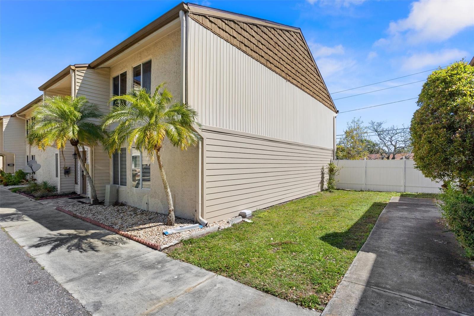 6361 23RD ST N, ST PETERSBURG, FL, 33702