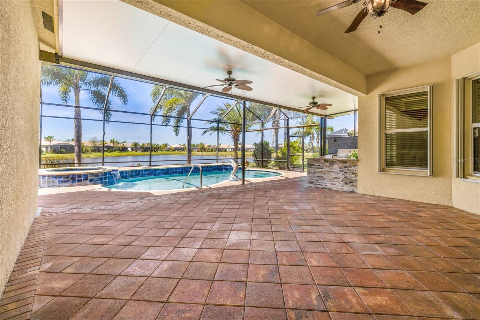 5073 STONE HARBOR CIR, WIMAUMA, FL, 33598