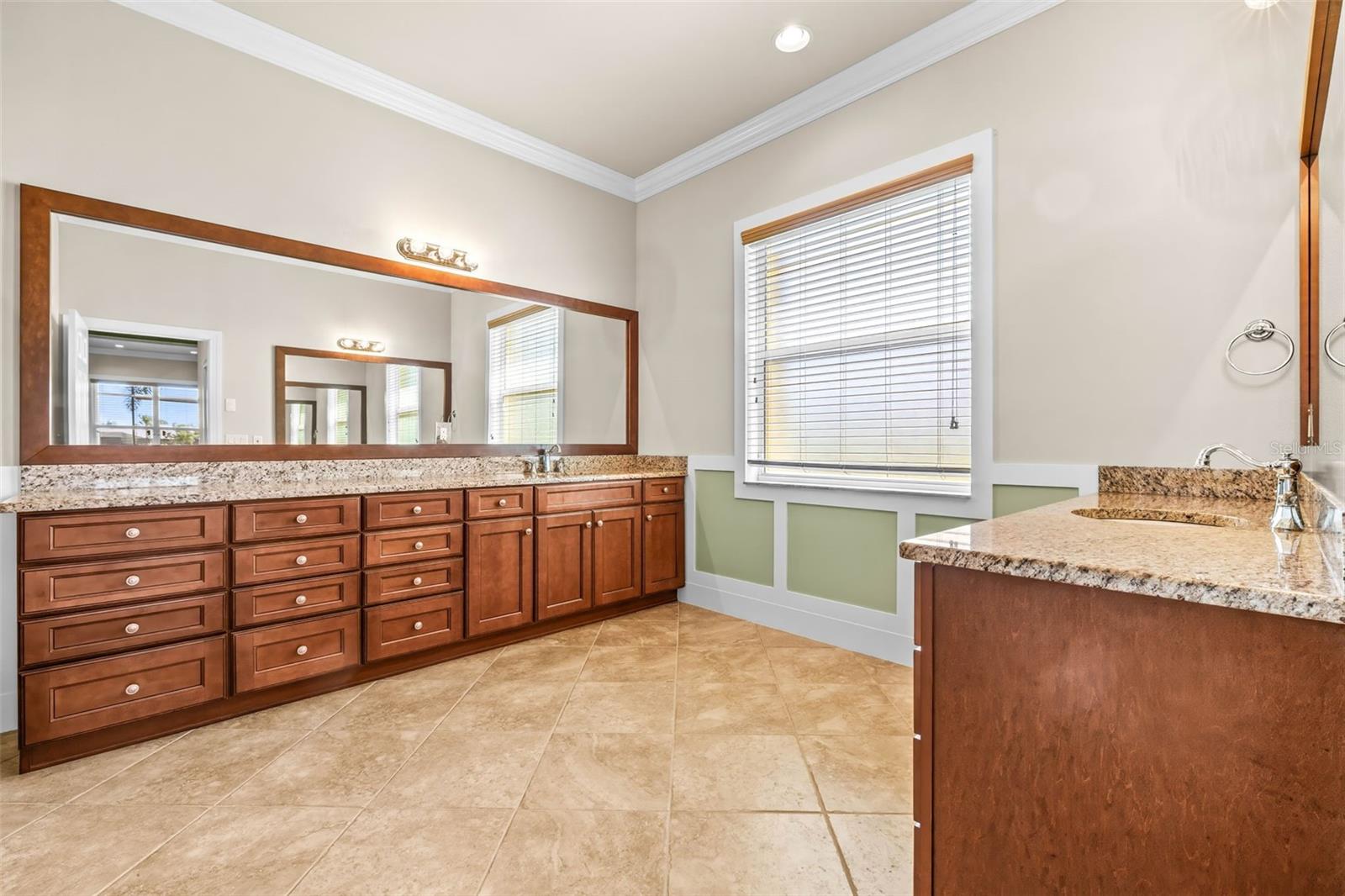 5073 STONE HARBOR CIR, WIMAUMA, FL, 33598