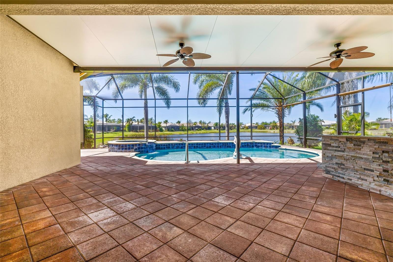 5073 STONE HARBOR CIR, WIMAUMA, FL, 33598