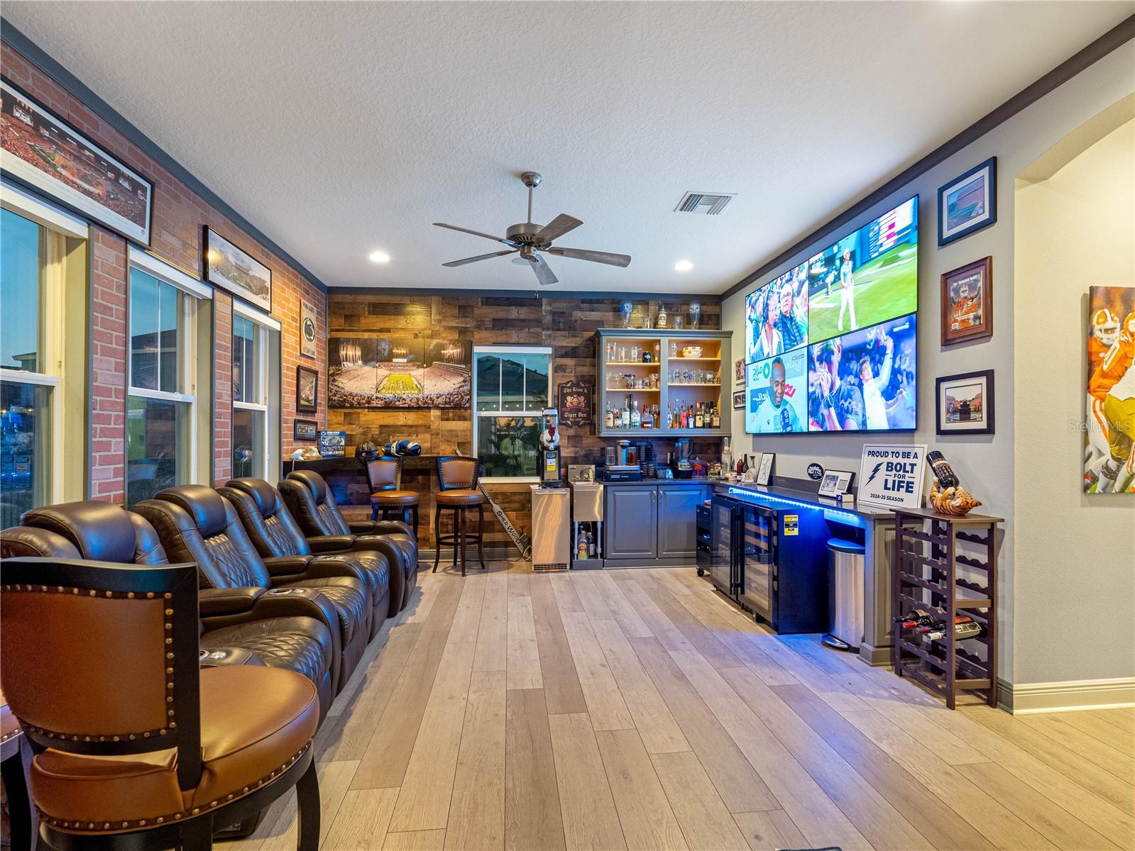 7415 PARADISO DR, APOLLO BEACH, FL, 33572