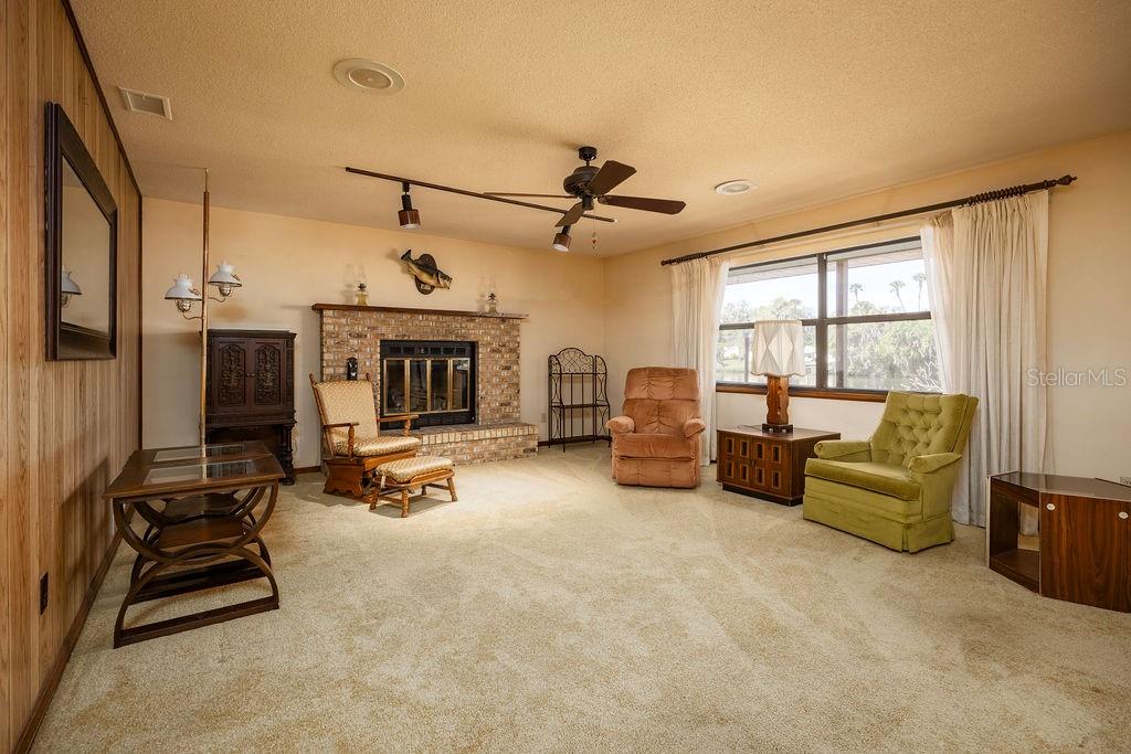 2713 LIME TREE DR, EDGEWATER, FL, 32141