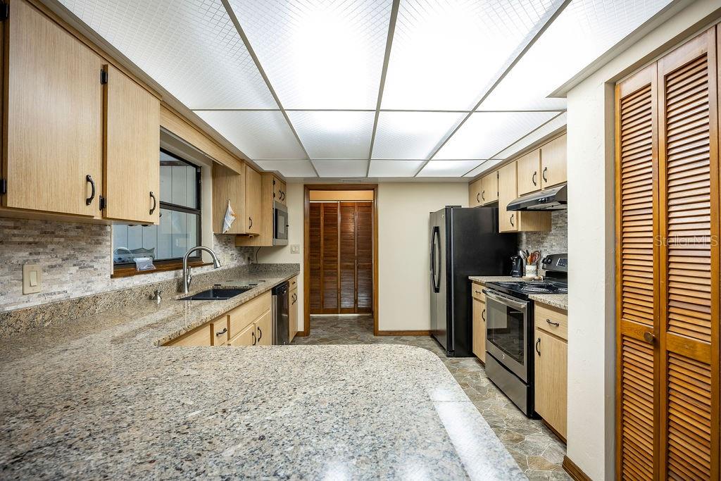 2713 LIME TREE DR, EDGEWATER, FL, 32141