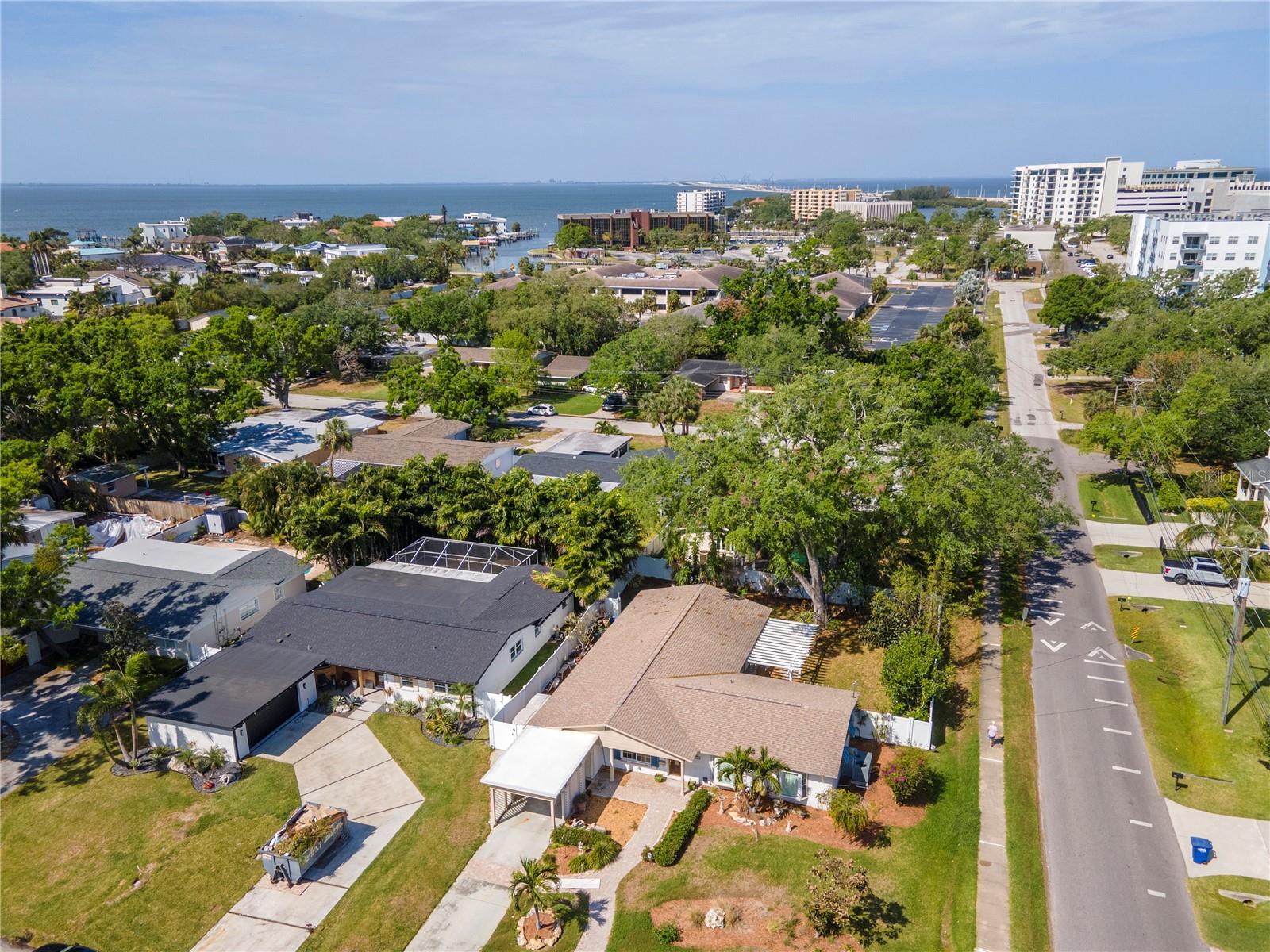 201 S TREASURE DR E, TAMPA, FL, 33609