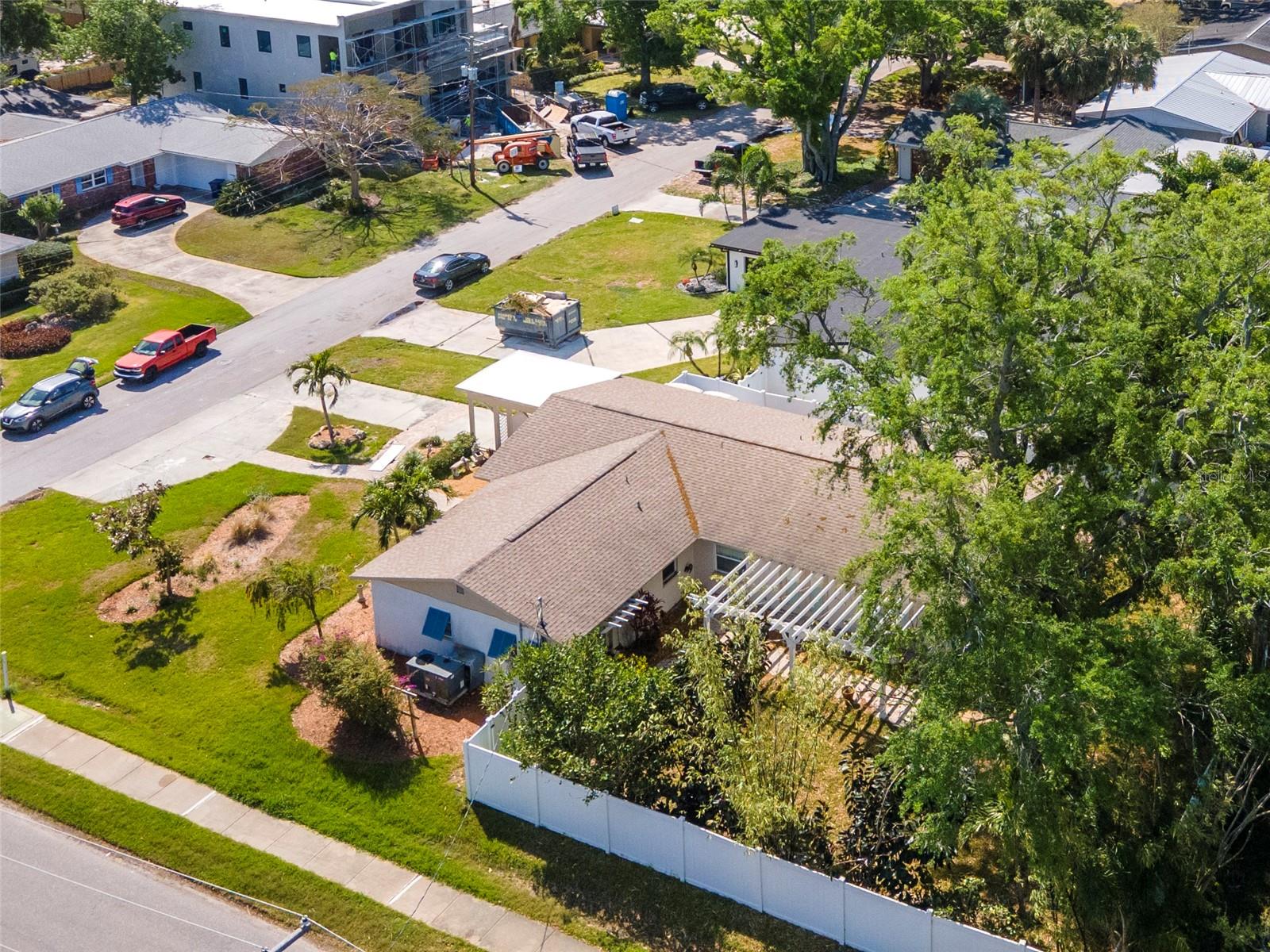 201 S TREASURE DR E, TAMPA, FL, 33609