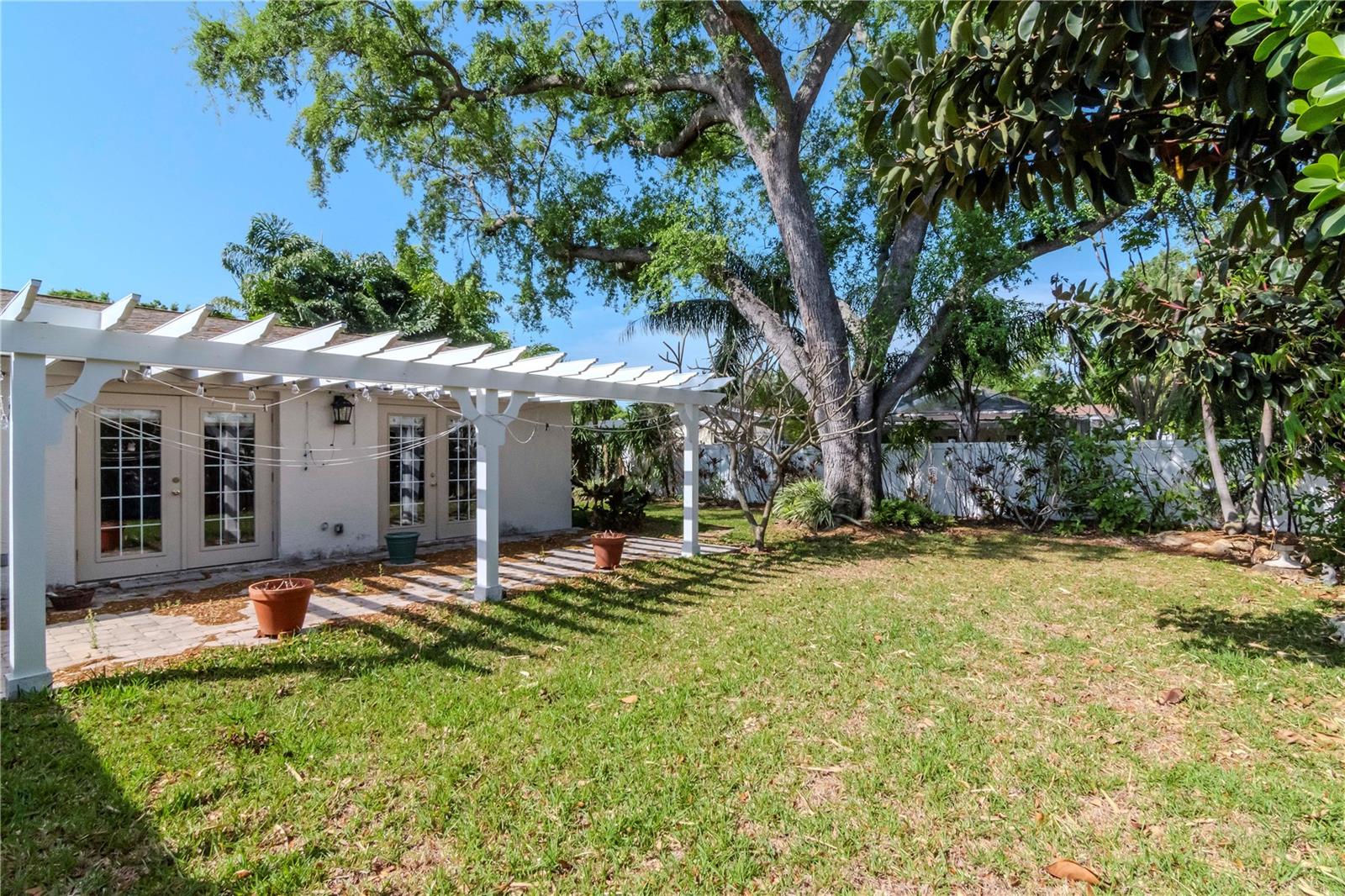 201 S TREASURE DR E, TAMPA, FL, 33609