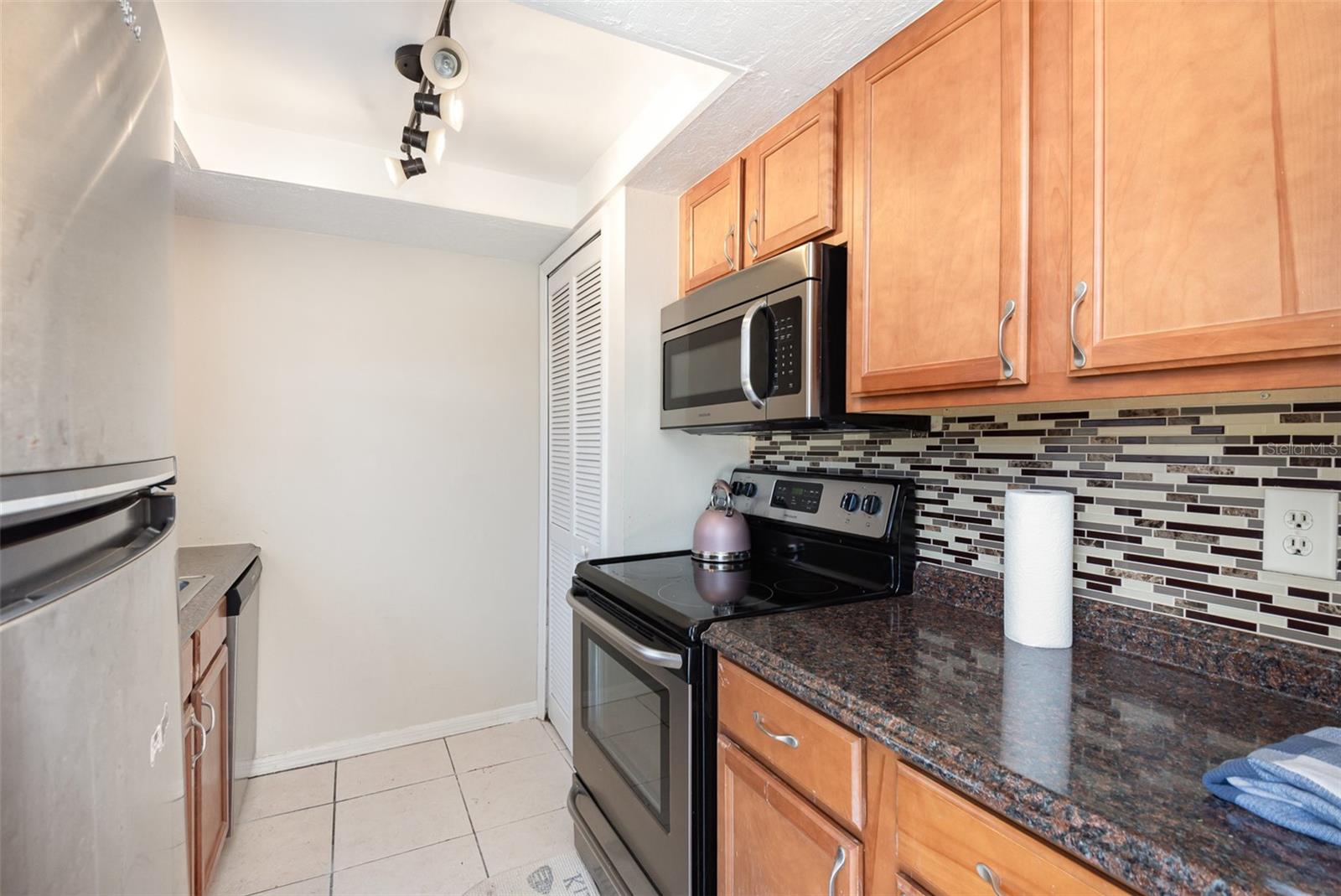 1300 ARLINGTON LN NE #111, PALM BAY, FL, 32905