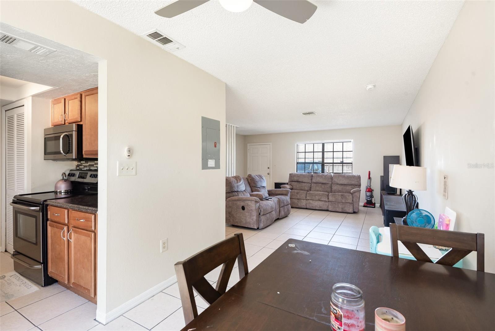 1300 ARLINGTON LN NE #111, PALM BAY, FL, 32905