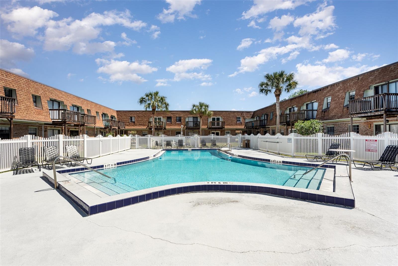 1300 ARLINGTON LN NE #111, PALM BAY, FL, 32905