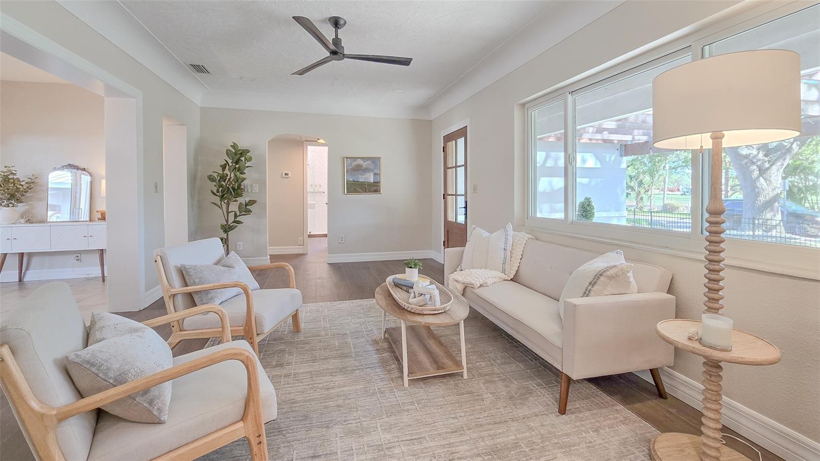 515 34TH AVE NE, ST PETERSBURG, FL, 33704