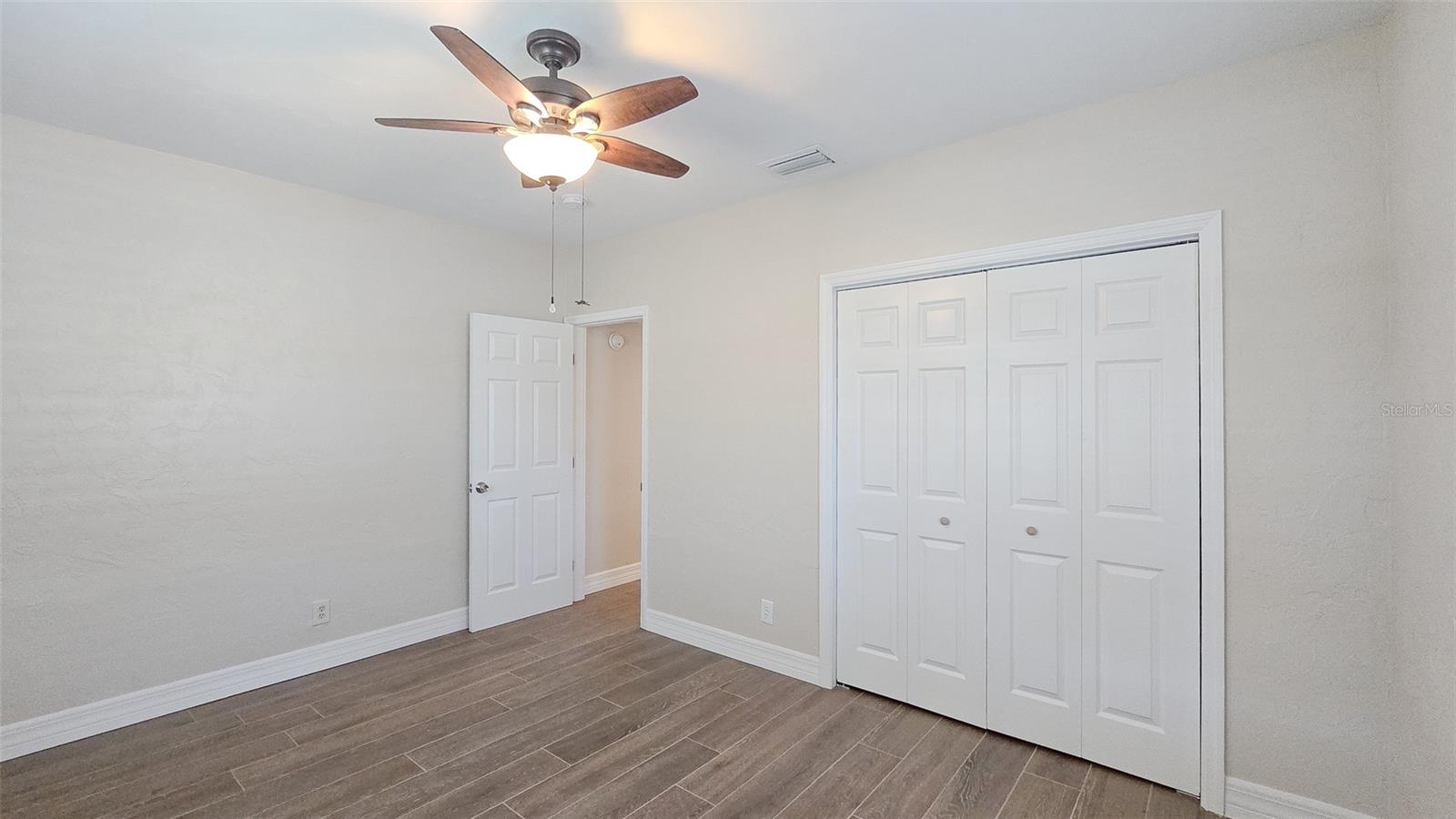 515 34TH AVE NE, ST PETERSBURG, FL, 33704